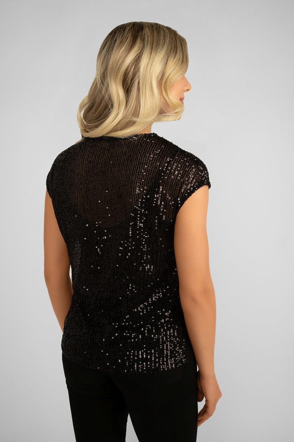 Women's Clothing FRANK LYMAN (234249) Cap Sleeve Sequin Top in BLACK