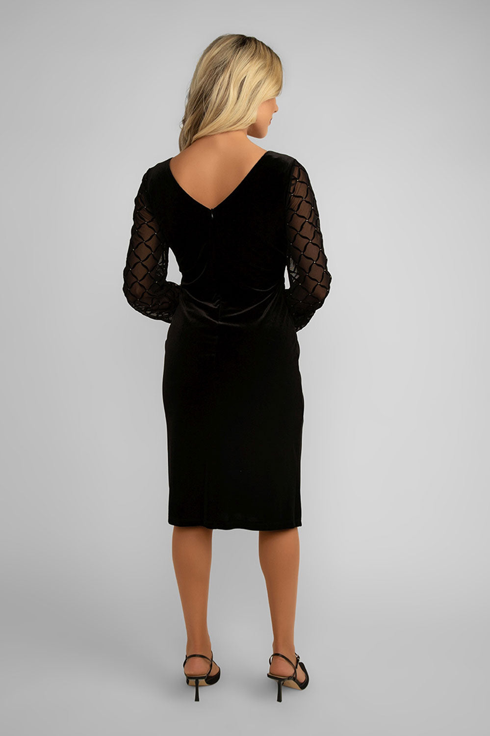 Women's Clothing FRANK LYMAN (239235) Velvet Dress With Beaded Sleeves in BLACK/GOLD