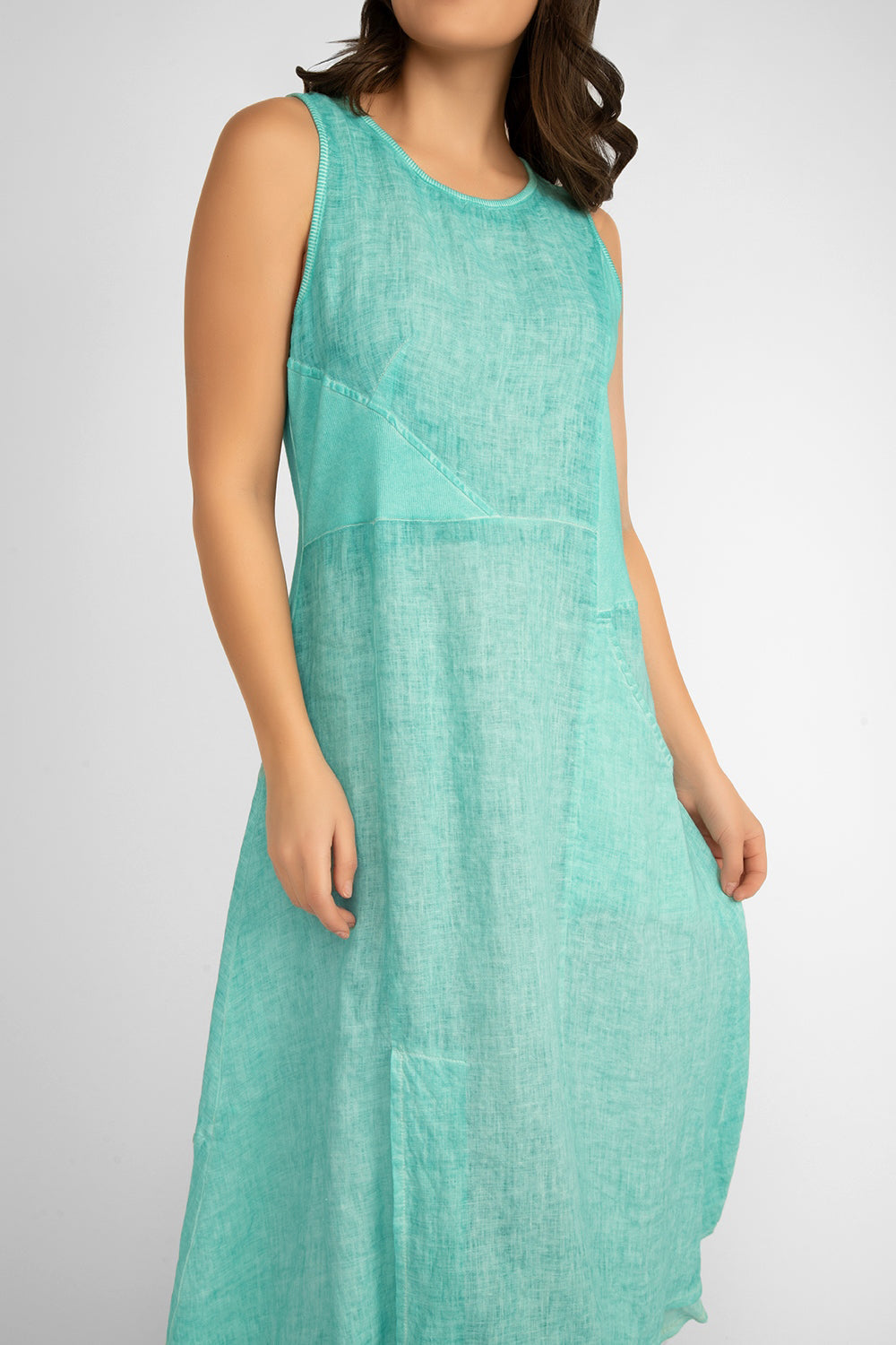 Carre Noir (6923) Women's Sleeveless Round Neck Garment Dyed Linen Midi Dress in Aqua Green