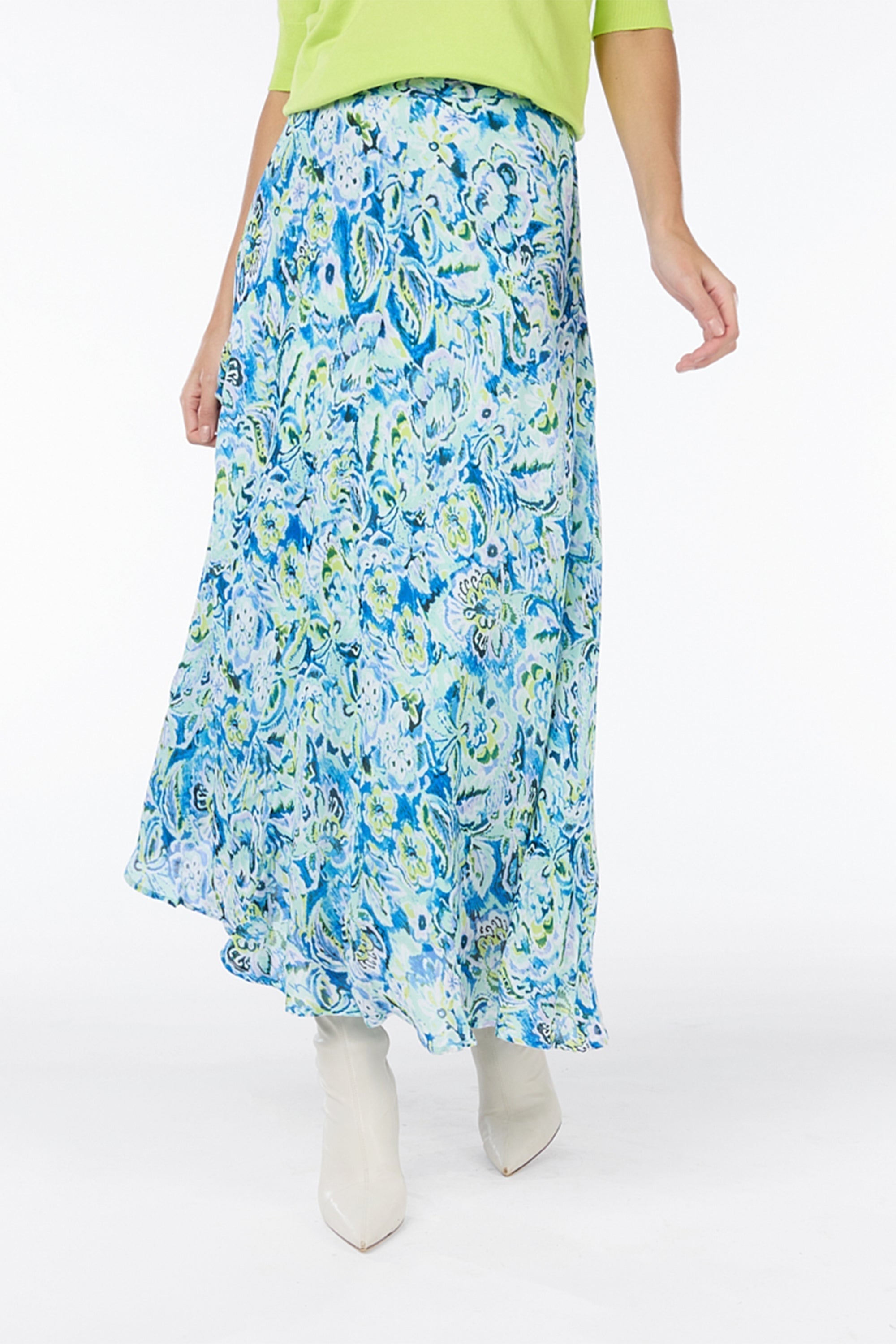 Front view of Esqulao (sp2415008) Blue Floral Chiffon skirt