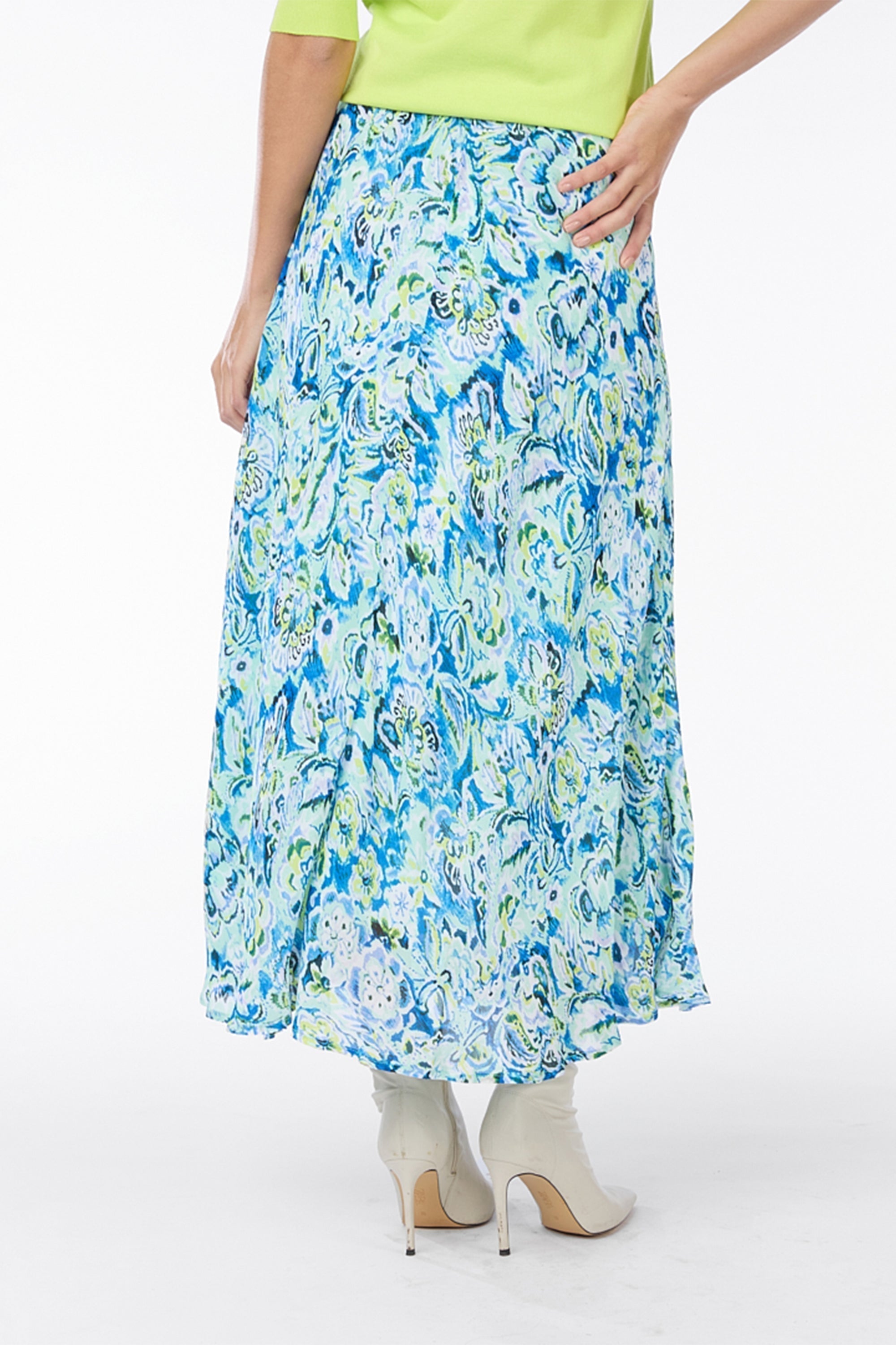 Back view of Esqulao (sp2415008) Blue Floral Chiffon skirt