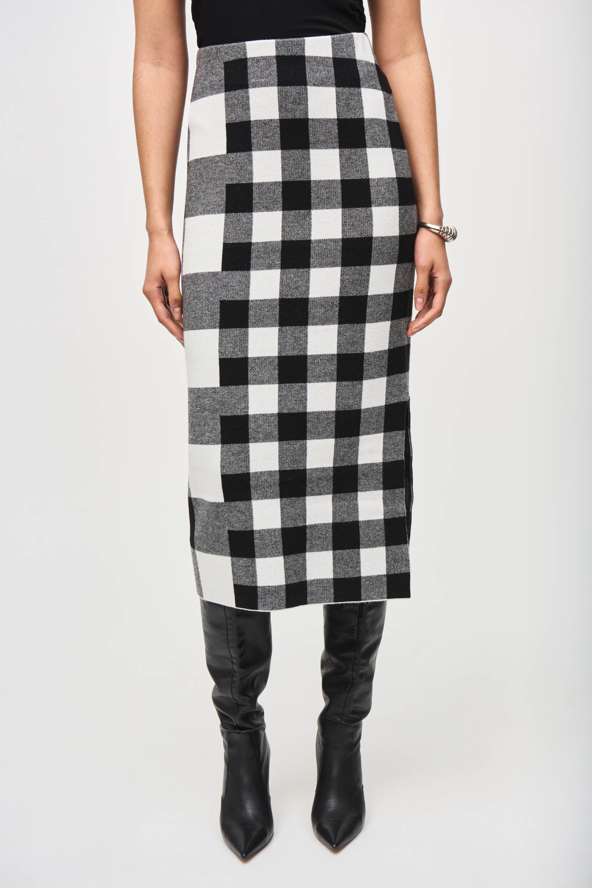 Joseph Ribkoff (243947) Plaid Jacquard Knit Skirt in Black/Vanilla close-up shot