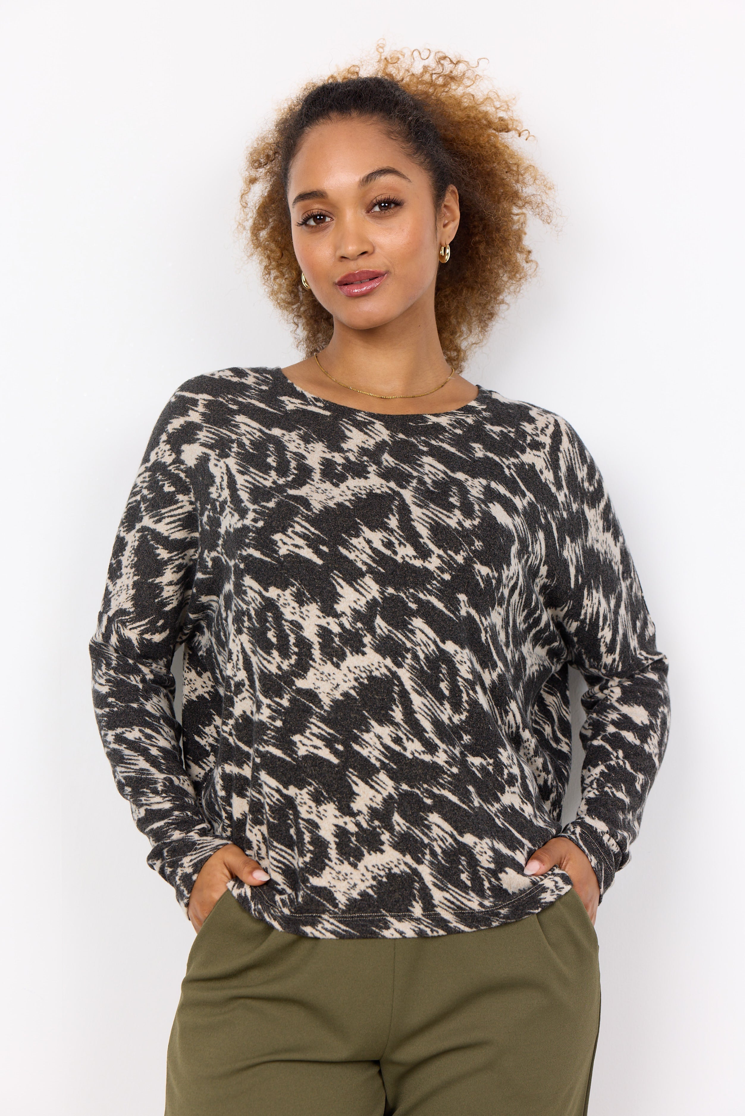 Soya Concept (26690) Women's Long Sleeve Biara Animal Print Brush Knit Top in Black & Cream