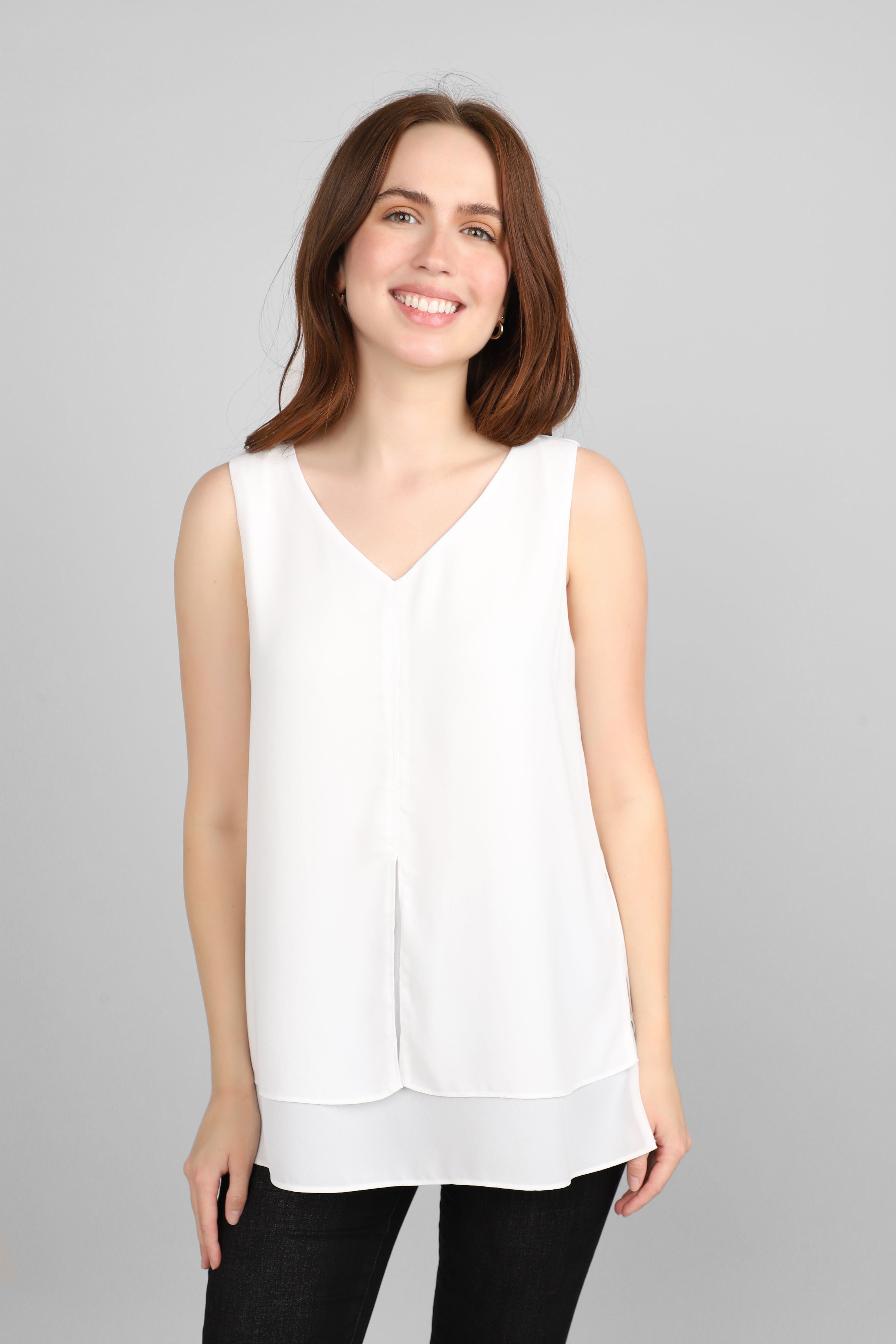 Frank Lyman (214326) Women's Sleeveless V-Neck Georgette Top in WHITE