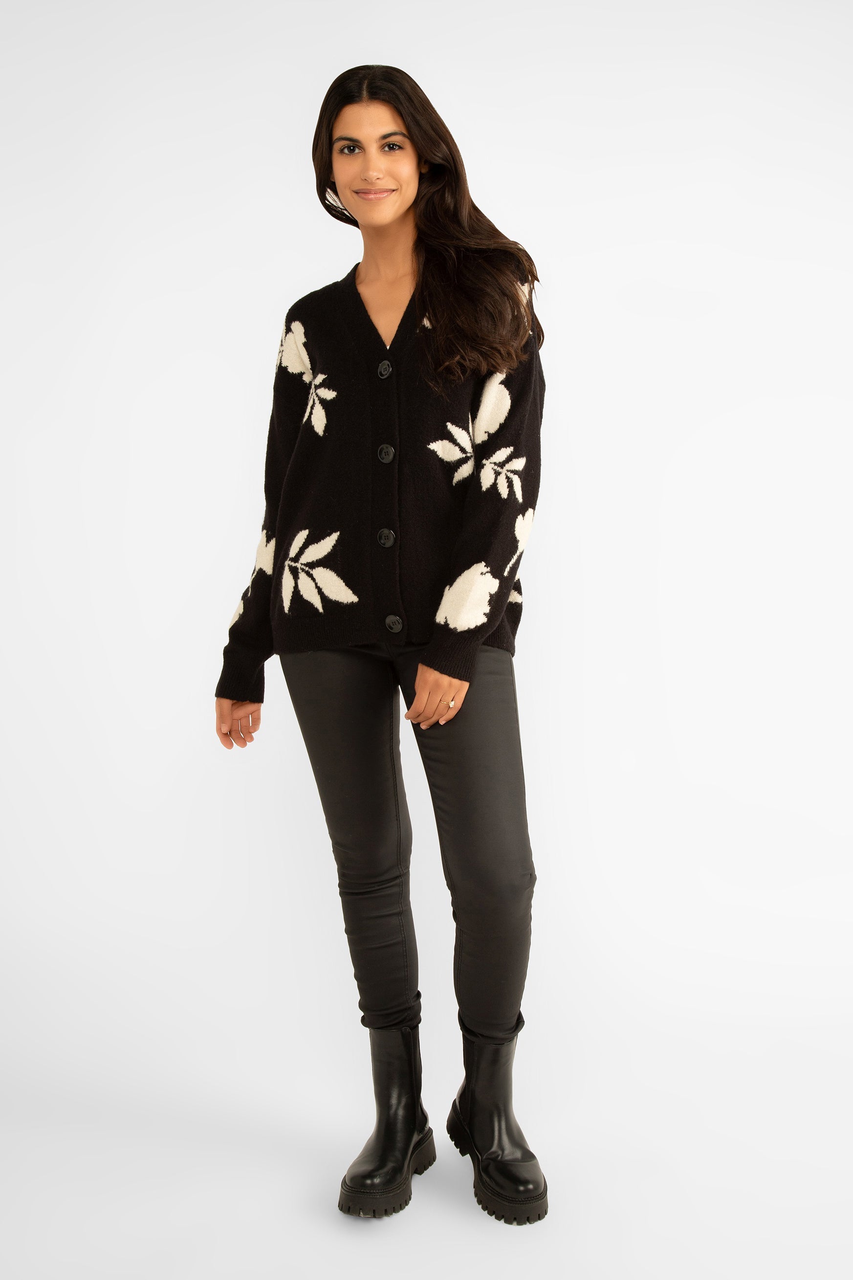 Carre Noir (7519) Women's  Long Sleeve  V-neck Foliage and Flower Motif Cardigan in Black & White