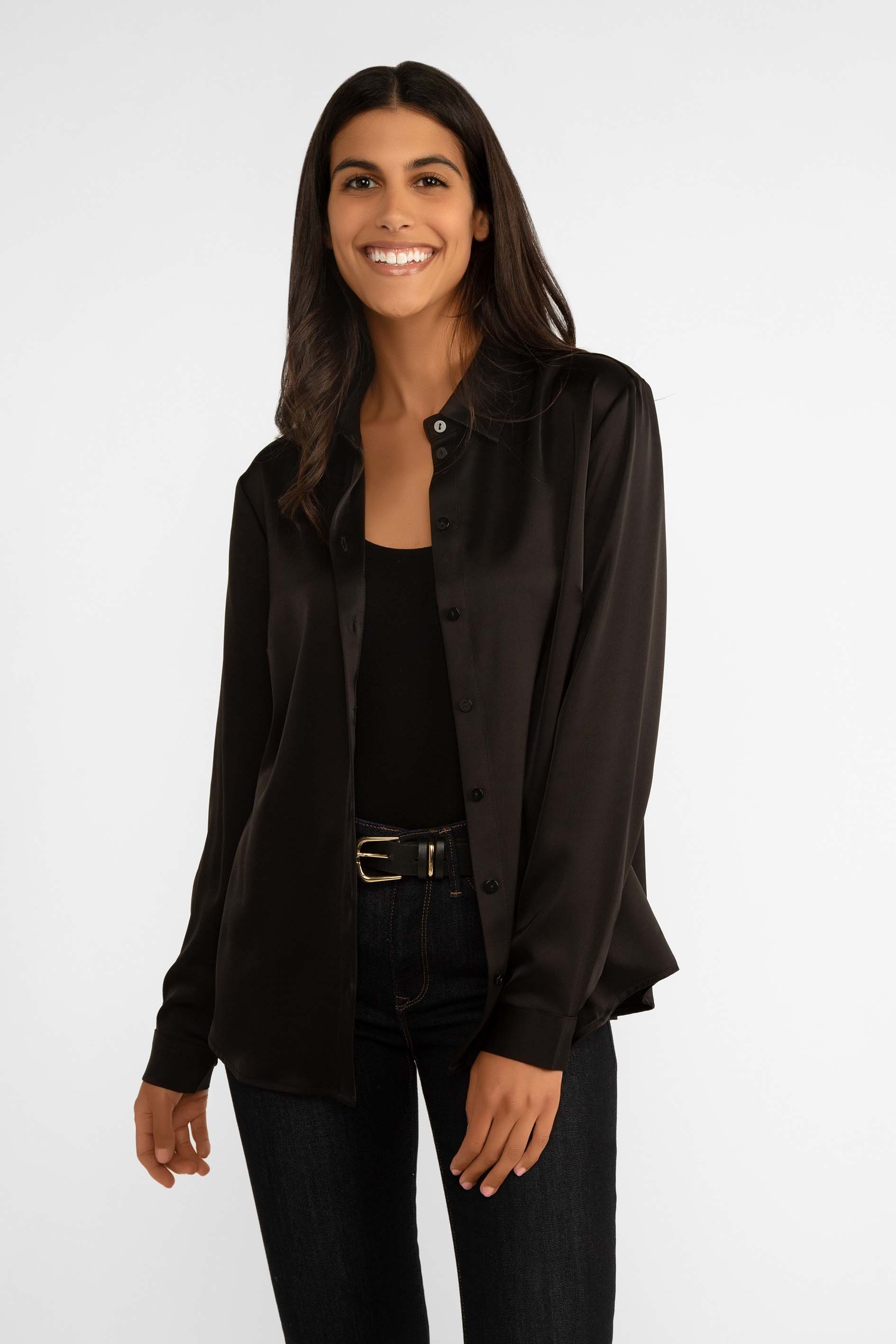 Carre Noir (7622) Women's Elegant Long Sleeve Satin Button Down Blouse With Collar in Black