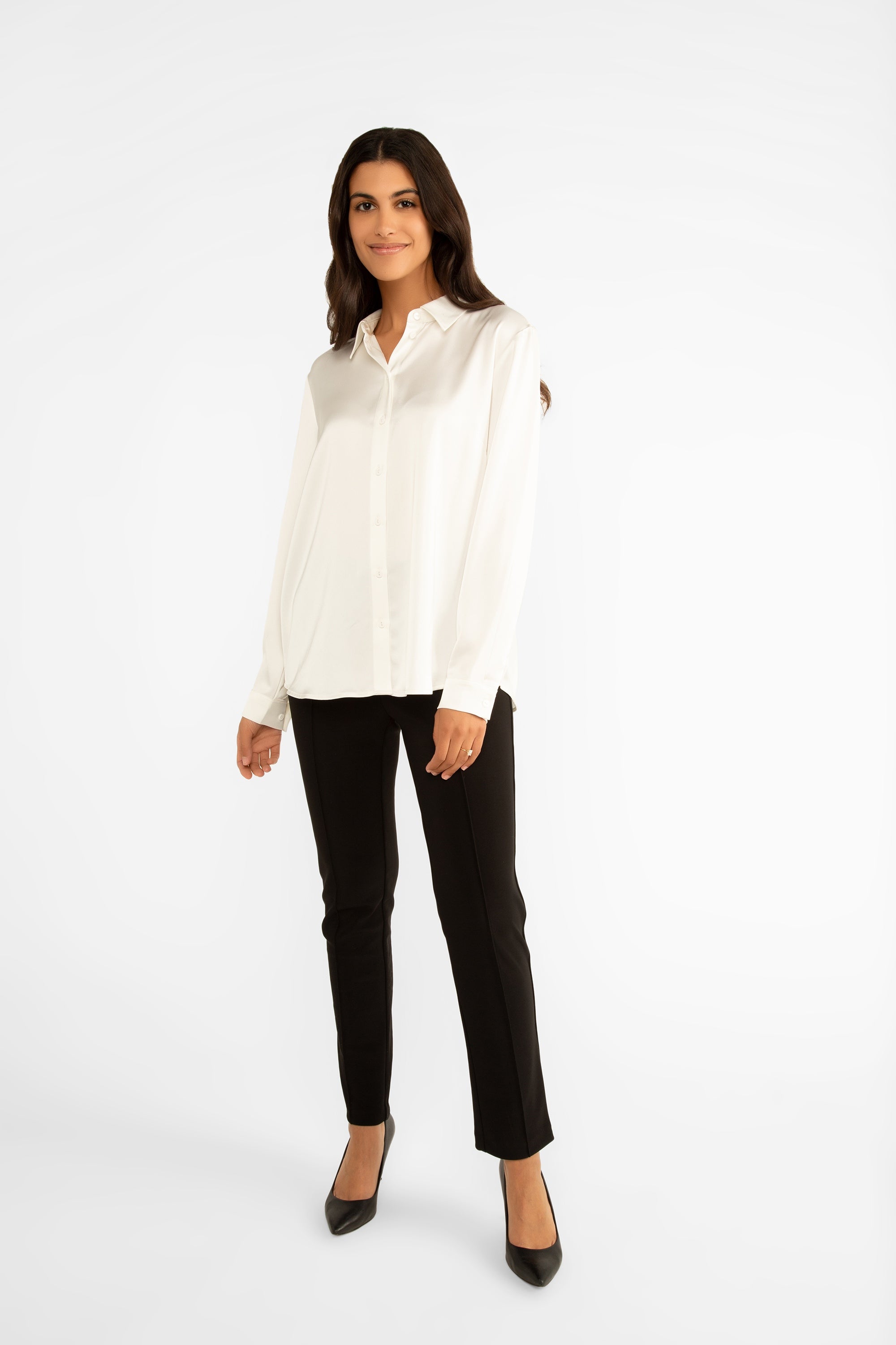 Carre Noir (7622) Women's Elegant Long Sleeve Satin Button Down Blouse With Collar in White