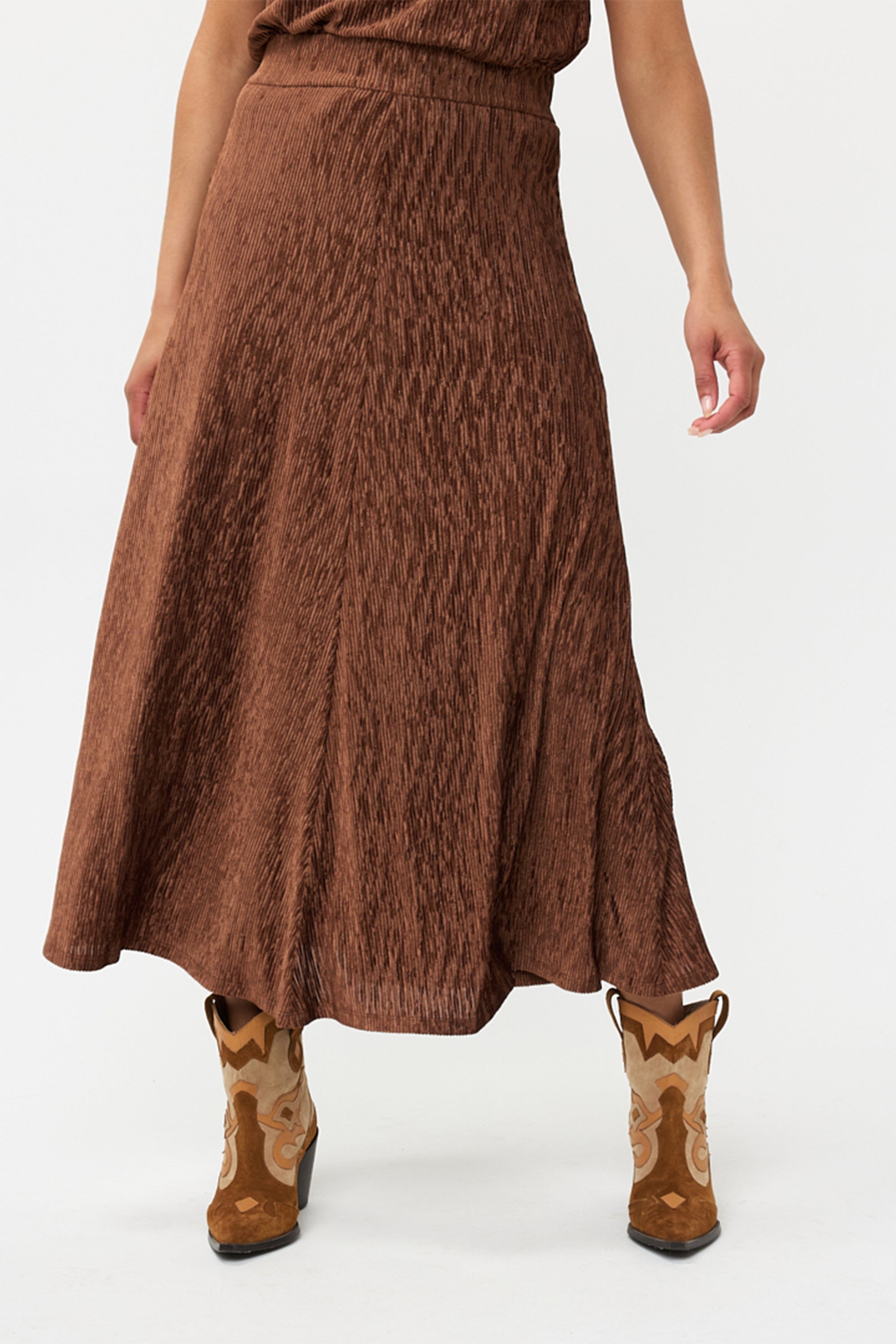 Esqualo (F2405518) Women's Crinkle Velour Midi Length A-Line Skirt in Brandy Brown