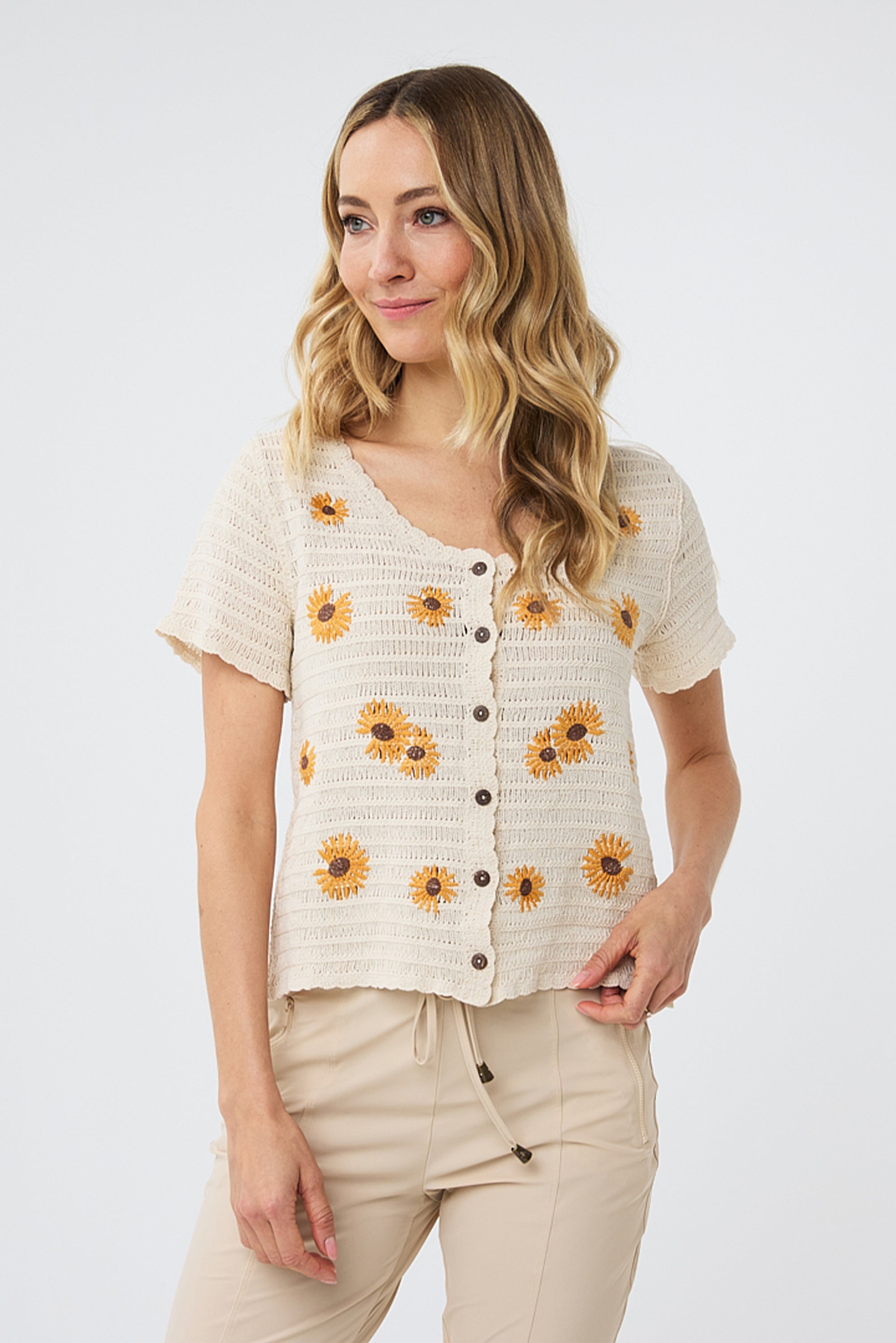 Esqualo (HS24.02200) Women's Short Sleeve Daisey Embroidered Cardigan in Natural Cotton