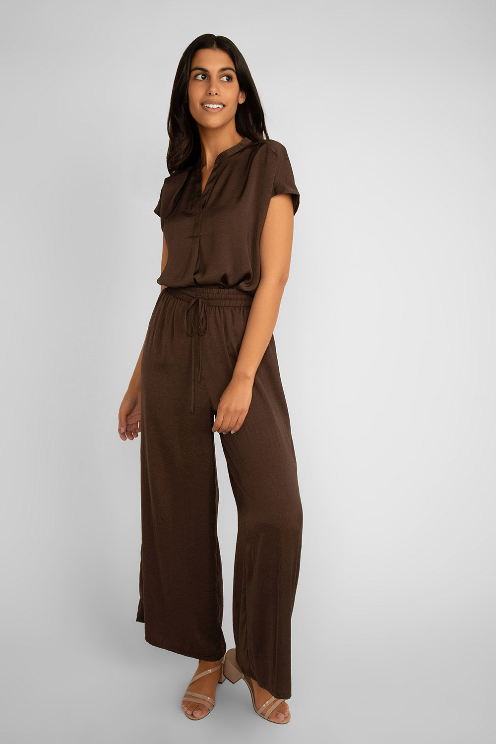 Front view of Renuar Clothing (R10070-248) Women's Pull On Wide Leg Airflow Plazzo Pants in Chocolate Brown