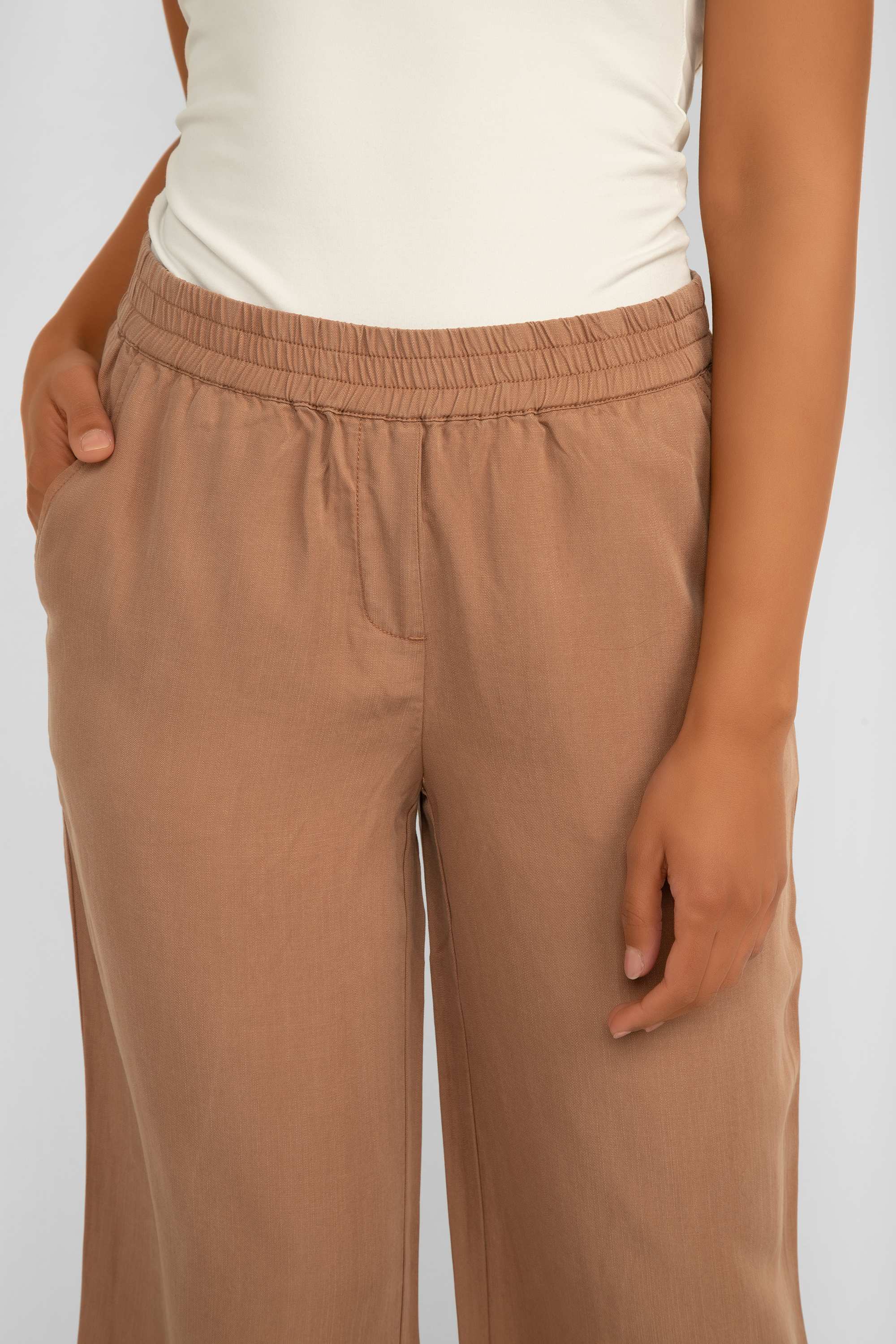 Renuar Clothing (R8089-E2142) Women's Cropped Wide Leg Pull-On Tencel Pants in Walnut Brown